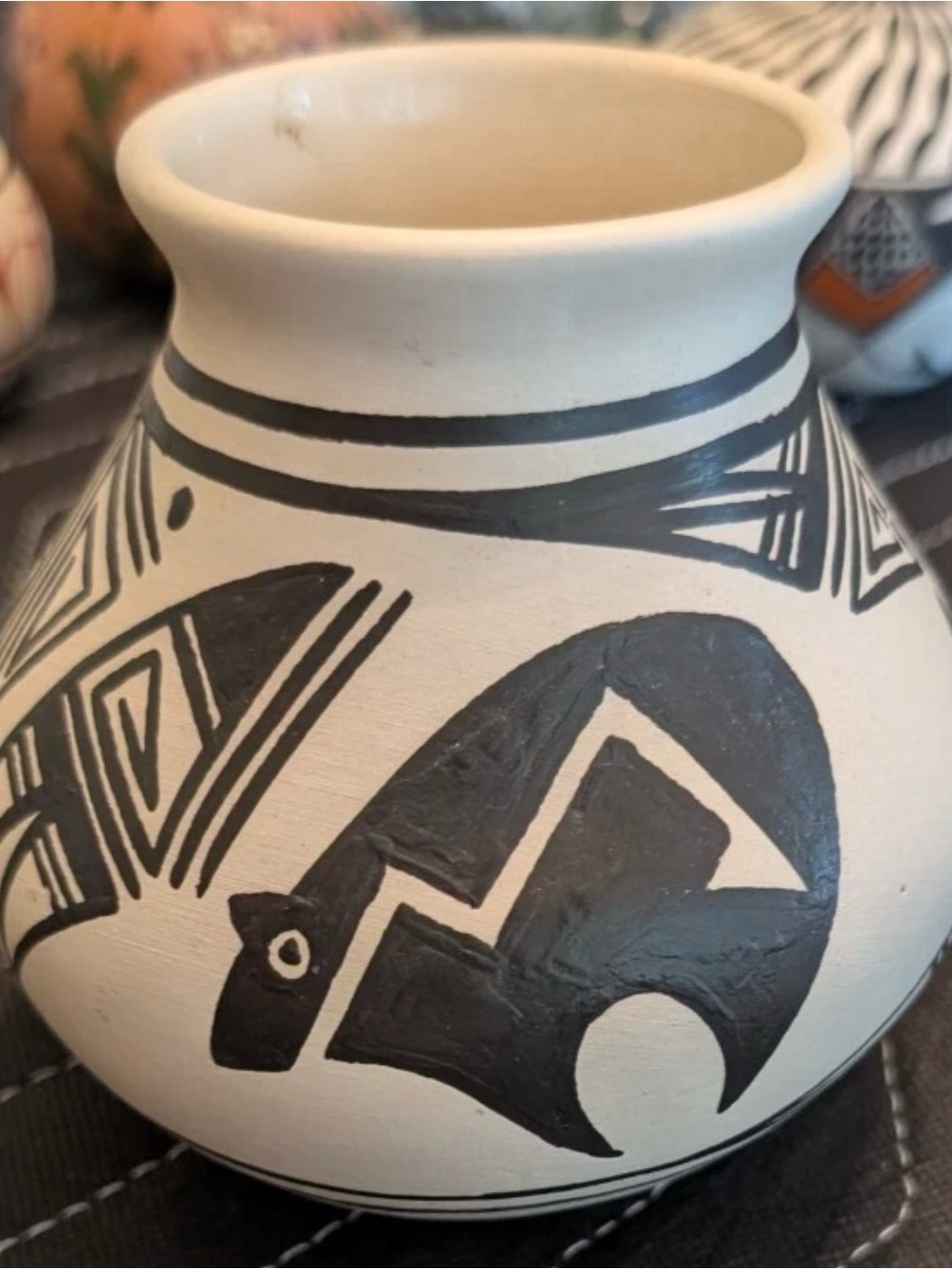 VTG Mesa Verde Colorado  Pottery bear design Seed Pot signed B. Reid